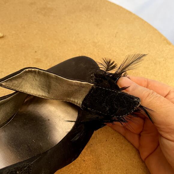 BKE Sole  Stiletto 4.5" platform 1" Size 7.5 Satin with Silver trim flower gems - Picture 9 of 13